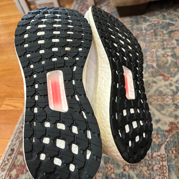 Adidas Ultraboost 20 Triple White - Picture 4 of 6